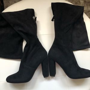 *NWT* Steve Madden Size 6 Emotions Boots - Black